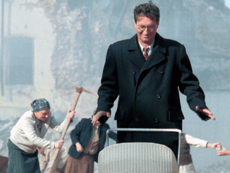 Musíme si pomáhat online zdarma