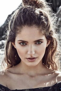 Herec Sara Sandeva