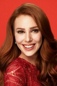 Herec Elçin Sangu