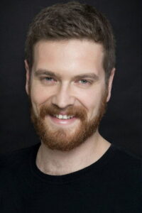 Herec Engin Öztürk
