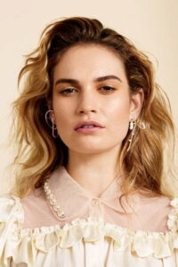 Herec Lily James