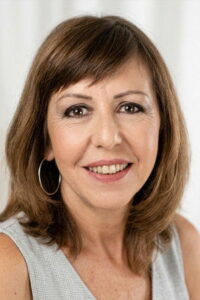 Herec Nazlı Tosunoğlu